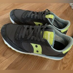 Saucony Jazz Charcoal and Lime Sneakers 8